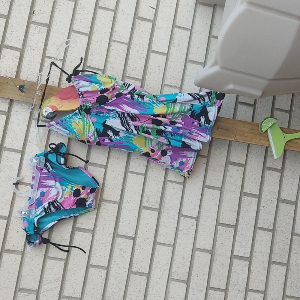 Multi Color/Swimsuit - Picture 4 of 12